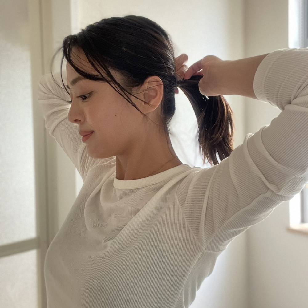 女性の髪が細くなる原因は？3つのサインが現れたら早めの頭皮ケアを